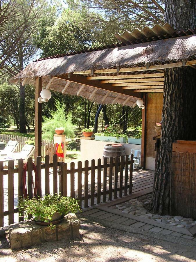 Le Mazet Des Cigales Villa Vers Pont du Gard Exterior photo